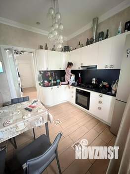 Дом 220м², 2-этажный, на длительный срок, 