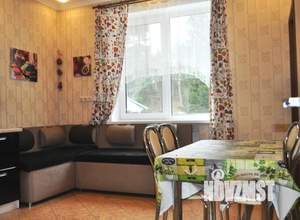 Дом 180м², 2-этажный, на длительный срок, 