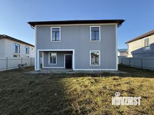 Дом 200м&sup2;, 2-этажный, участок 6 сот.  