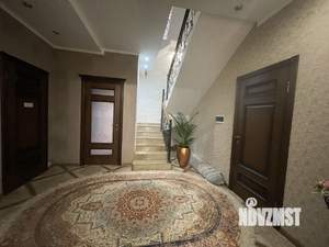 Коттедж 328м², 3-этажный, участок 6 сот.  
