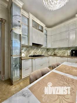 Коттедж 417м², 3-этажный, участок 5 сот.  