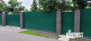 Дом 240м&sup2;, 2-этажный, участок 8 сот.  