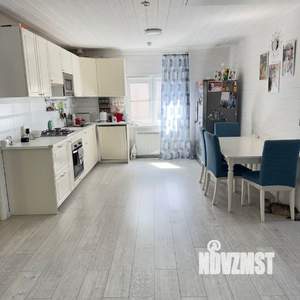 Дом 450м², 2-этажный, участок 18 сот.  