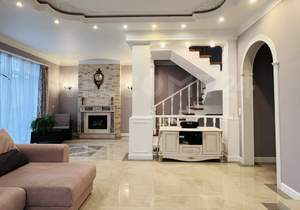 Дом 182м&sup2;, 2-этажный, участок 9 сот.  