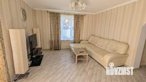 Коттедж 220м², 2-этажный, участок 7 сот.  