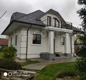 Дом 182м&sup2;, 2-этажный, участок 9 сот.  