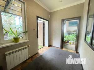 Коттедж 328м&sup2;, 3-этажный, участок 6 сот.  