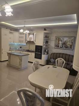 Таунхаус 225м&sup2;, 3-этажный, участок 3 сот.  