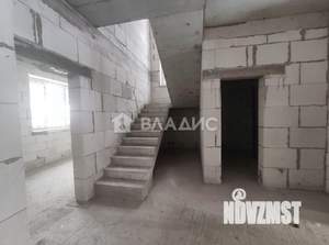 Дом 184м², 2-этажный, участок 6 сот.  