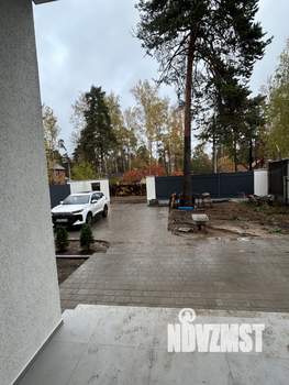 Коттедж 220м&sup2;, 2-этажный, участок 8 сот.  