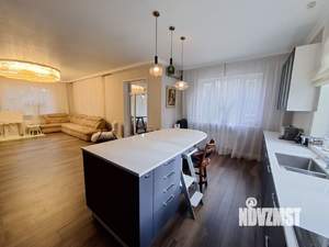 Дом 350м², 3-этажный, участок 21 сот.  