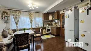 Дом 147м&sup2;, 2-этажный, участок 4 сот.  