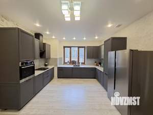 Дом 340м², 2-этажный, участок 14 сот.  