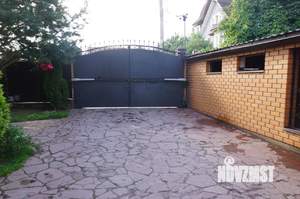 Коттедж 460м², 3-этажный, участок 15 сот.  