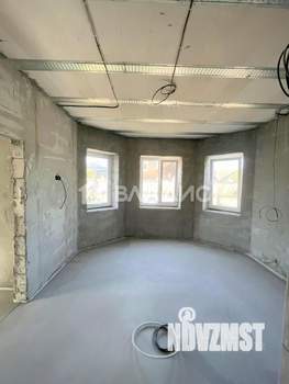 Дом 175м², 2-этажный, участок 9 сот.  