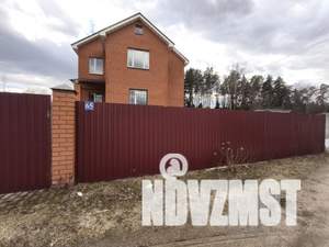 Дача 350м², 3-этажный, участок 11 сот.  