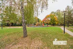 Таунхаус 267м², 3-этажный, участок 5 сот.  