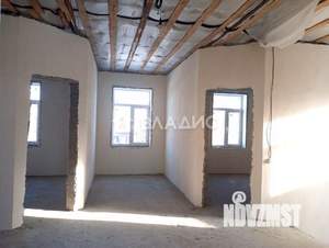 Дом 200м², 2-этажный, участок 6 сот.  