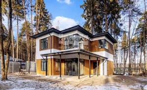 Дом 190м², 2-этажный, участок 6 сот.  