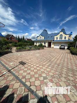 Дом 360м², 2-этажный, участок 20 сот.  