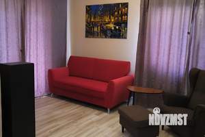 Дом 140м², 2-этажный, участок 7 сот.  