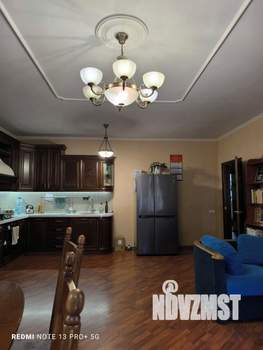 Дом 340м², 2-этажный, участок 8 сот.  