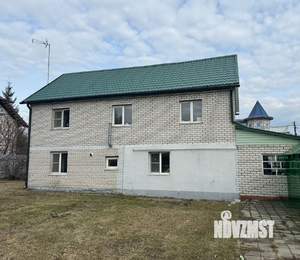 Дом 181м², 2-этажный, участок 15 сот.  
