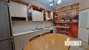 Таунхаус 130м², 3-этажный, участок 2 сот.  