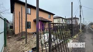 Дом 200м&sup2;, 2-этажный, участок 4 сот.  