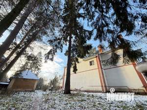 Коттедж 291м&sup2;, 2-этажный, участок 20 сот.  