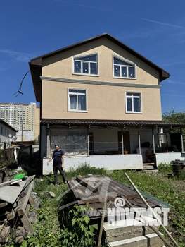 Дом 171м², 3-этажный, участок 5 сот.  
