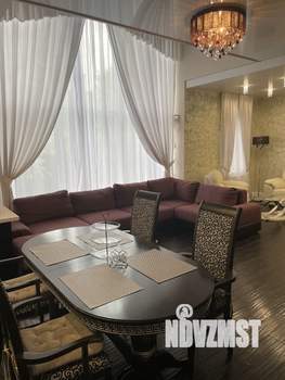 Коттедж 350м², 3-этажный, участок 8 сот.  