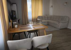 Дом 160м², 2-этажный, участок 6 сот.  