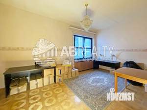 Коттедж 728м², 3-этажный, участок 30 сот.  