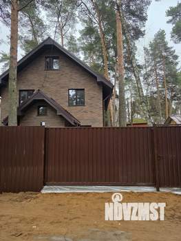 Коттедж 131м², 3-этажный, участок 5 сот.  