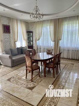 Дом 360м², 2-этажный, участок 20 сот.  