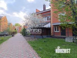 Таунхаус 170м², 3-этажный, участок 1 сот.  