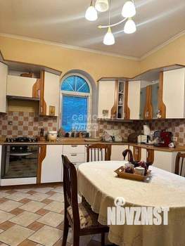 Дом 255м², 2-этажный, участок 11 сот.  
