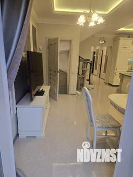 Таунхаус 225м&sup2;, 3-этажный, участок 3 сот.  