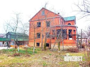 Дом 242м², 2-этажный, участок 12 сот.  