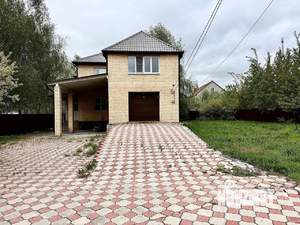 Дом 421м², 2-этажный, участок 18 сот.  