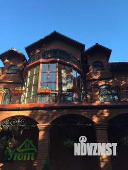 Коттедж 440м&sup2;, 3-этажный, участок 27 сот.  