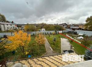 Дом 300м&sup2;, 3-этажный, участок 8 сот.  