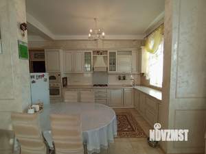 Дом 360м², 2-этажный, участок 20 сот.  