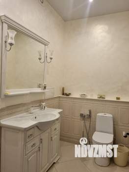 Таунхаус 250м², 3-этажный, участок 7 сот.  