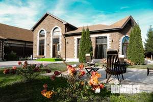 Коттедж 769м², 4-этажный, участок 24 сот.  