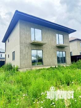 Коттедж 240м², 2-этажный, участок 6 сот.  