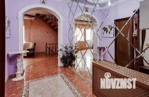 Коттедж 900м&sup2;, 4-этажный, участок 22 сот.  