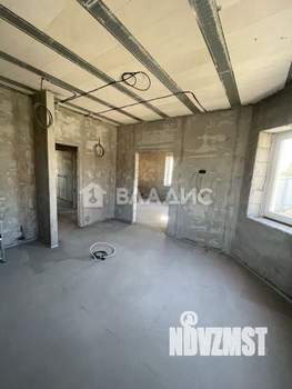 Дом 175м², 2-этажный, участок 9 сот.  