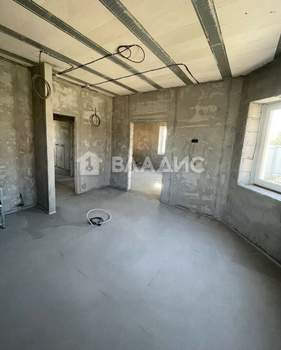 Дом 175м², 2-этажный, участок 9 сот.  